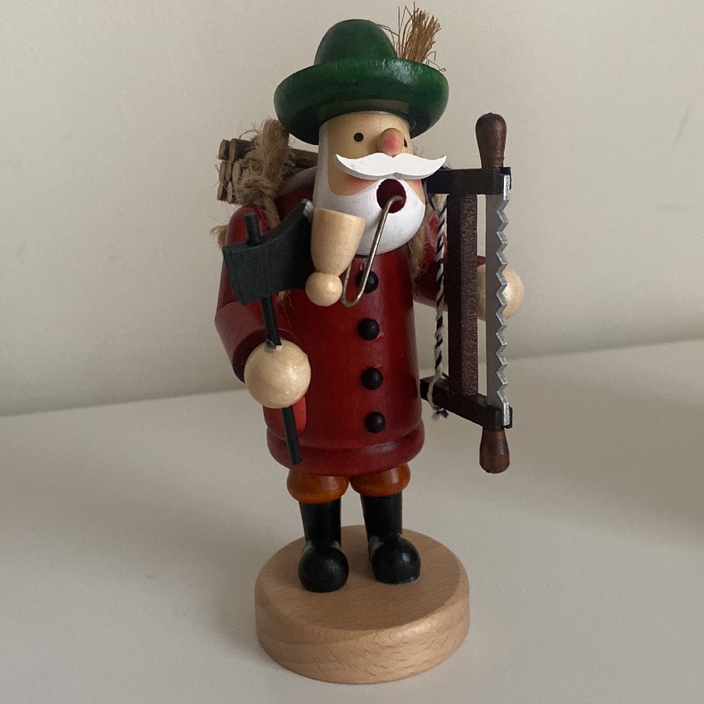 Christmas Table Runner Paraffin Candle Incense Smoker & 24pc Incense cones Set - Picture 8 of 14